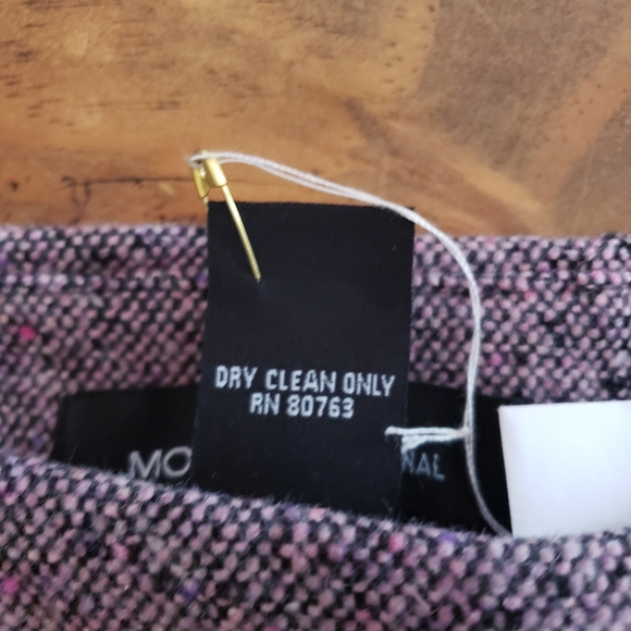 Pleat Pencil Skirt - Picture 7 of 8